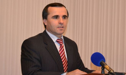 Tarlev a declarat că, pînă la finele săptămînii, va lua o decizie în acest sens. Foto: gdb.rferl.org