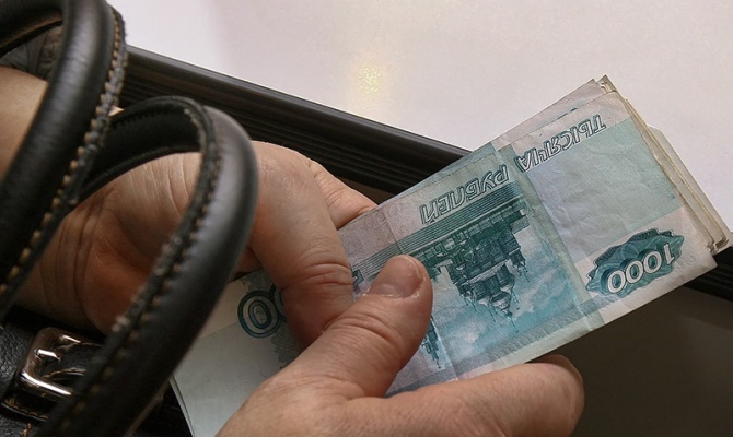 Группа экспертов рассматривает возможность введения российского рубля в свободное обращение в регионе наряду с приднестровским рублем. Фото: expert.ru