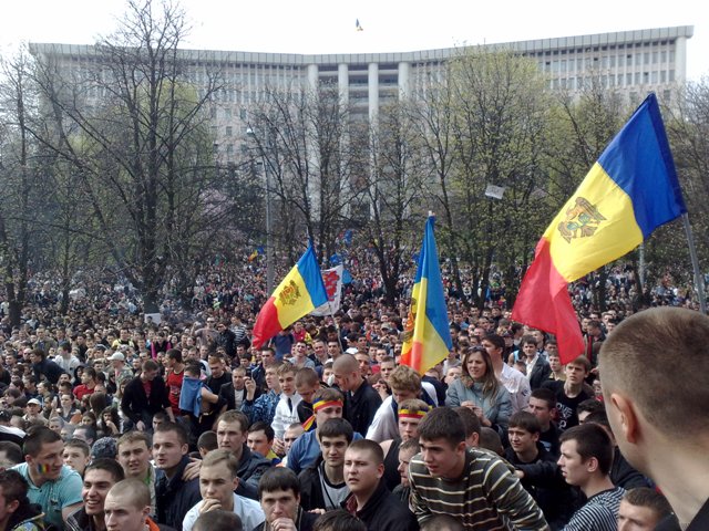 “Nu știu cine a organizat revoluția.", a specificat Reniță.
