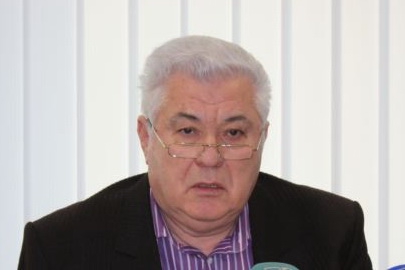 При этом Владимир Воронин добавил, что если к Мариану Лупу есть претензии политического свойства, то попытка отстранить вице-спикера Владимира Плахотнюка базировалась на информации в СМИ.