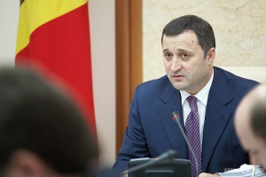 Amintim că Vlad Filat a amenințat déjà de câteva ori partenerii de coaliție că își va da demisia