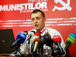 Totodată, Mişin a propus ca Zinaida Greceanâi să devină preşedinte al noii fracţiuni. Foto: ionurusciuc.wordpress.com