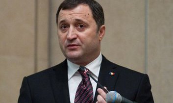 Premierul a accentuat că varianta zero propusă de liderul PD, Marian Lupu, înseamnă alegeri anticipate. 