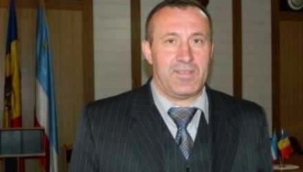 Edilul s-a predat poliţiei la o zi după incident, când oamenii legii nu mai puteau stabili dacă era sau nu beat la volan.