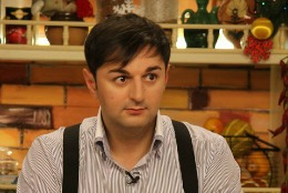 Interpretul recunoaşte că are o obişnuinţă mai bizară