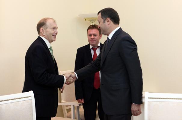 Premierul a făcut o prezentare a situaţiei în domeniul energetic