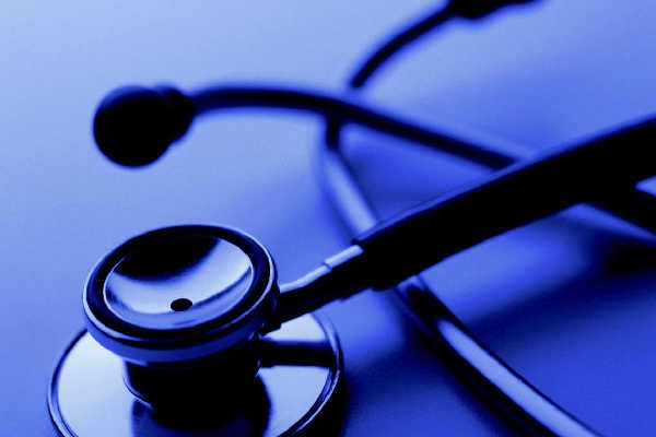 Peste câteva minute după ce a luat medicamentul, fetiţei i s-a făcut rău şi a fost transportată de urgenţă la Spitalul din Străşeni.