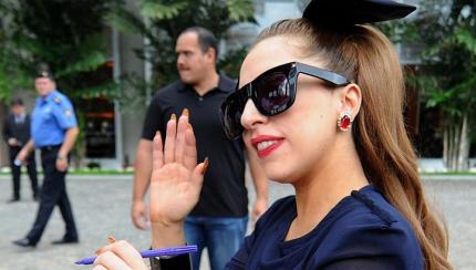 Artista le-a mulţumit fanilor și a spus că aceasă operaţie reprezintă "doar un mic obstacol în drum".