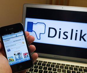 Социальная сеть Facebook теряет миллионы пользователей. Фото: GLOBAL LOOK press