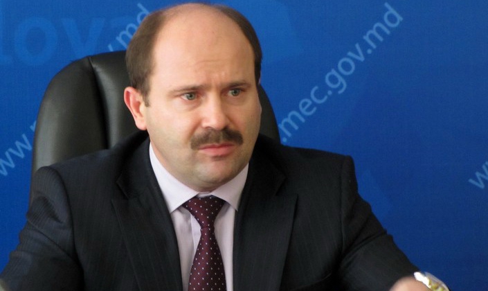 Lazăr s-a referit, în acest context, la acordul publicat pe site-ul PLDM, privind crearea aşa-zisei Coaliţii pro-europene de guvernare.