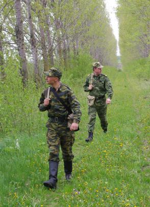 Grănicerii în comun cu vameşii, au contracarat un caz de contraband cu ţigări