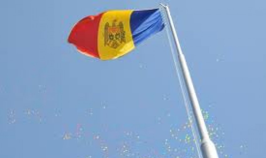 Conducerea de la Comrat promit să instaleze la intrarea în regiune două drapele gigante