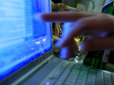Pe internet, nimic nu poate fi şters şi singura apărare este deturnarea
