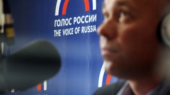 Радиостанция "Голос России" распространила комментарий "Путь трудового мигранта" о визите премьер-министра Молдовы Влада Филата в Москву. 