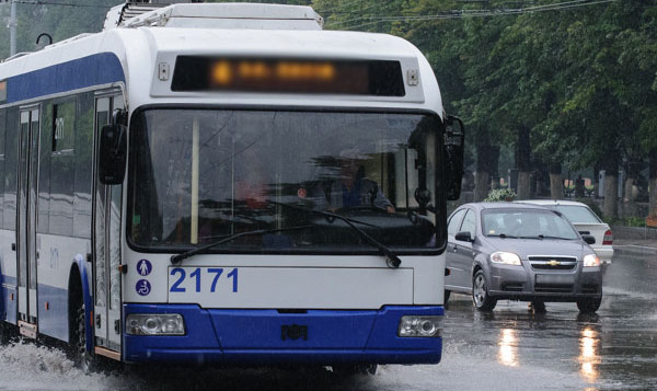 Rutele de troleibuz nr. 14, 16 şi 27 sunt suspendate pentru perioada de vară. 