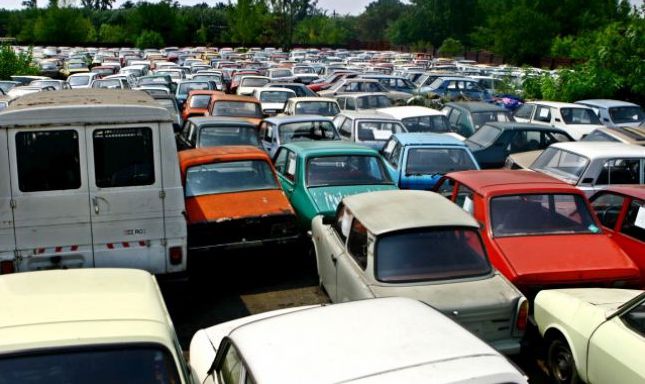 Ecologiştii susţin că, pe termen lung, Republica Moldova se va confrunta cu o problemă ecologică, deoarece toate rablele din UE vor ajunge pe piaţa noastră. 