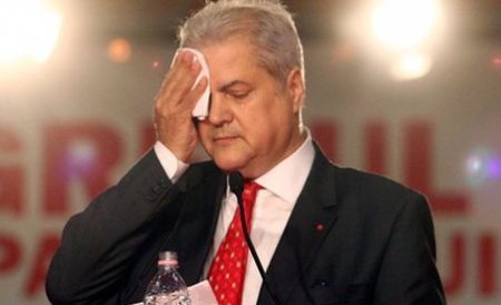  Dosarul este în faza de recurs. Dacă Năstase este condamnat fie şi la o pedeapsă cu suspendare, el va intra din nou la închisoare.