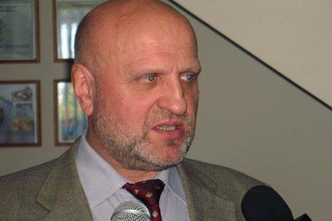 Чрезвычайный и полномочный посол Республики Молдова в Украине Ион Стэвилэ.