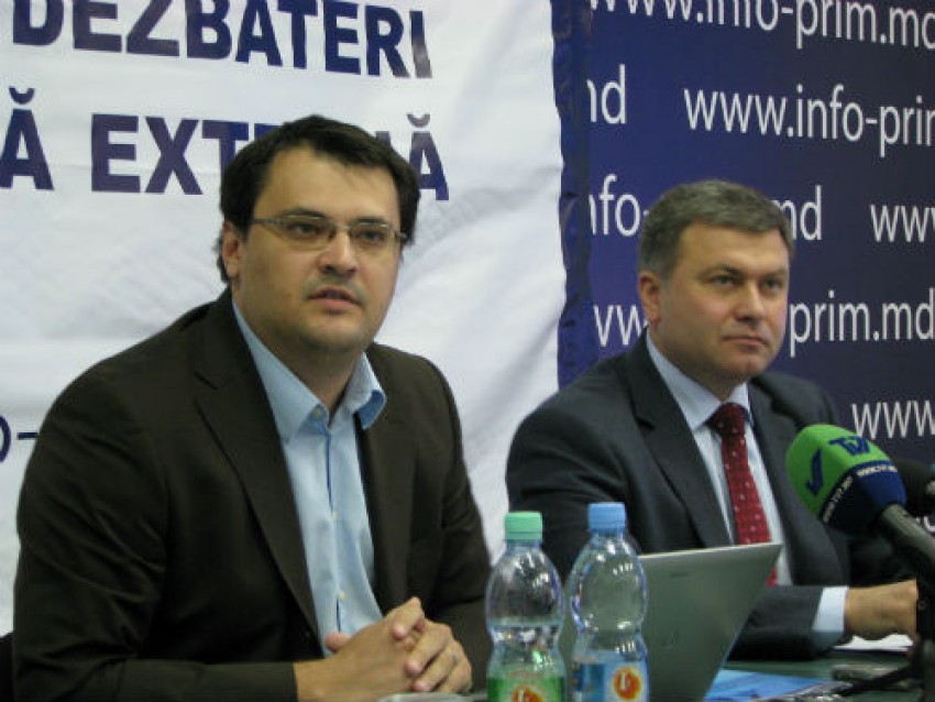 Experții au precizat că R. Moldova ar trebui să renunțe pentru o perioadă la controversata lege Antidiscriminare 