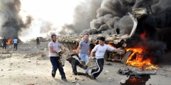 Conform Reuters, cel puțin 500 de rachete și obuze au lovit orașul Rastan, la 25 de km de Homs