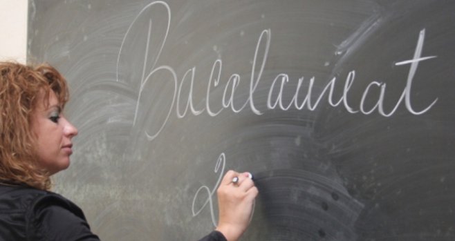 Perle de limbă şi gândire culese din lucrările la examenul pentru BAC. 