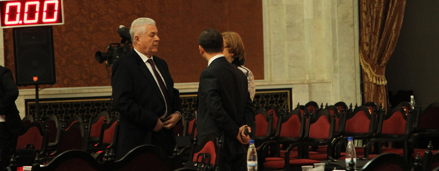 Comuniștii au propus ca cele 4 inițiative legislative să fie unificate într-un proiect care să fie dezbătut mai târziu în plenul Parlamentului.