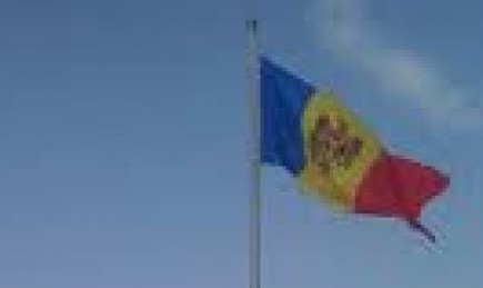 Premierul Vlad Filat a promis că gigantul tricolor va fi arborat de Ziua drapelului național, pe 27 aprilie.