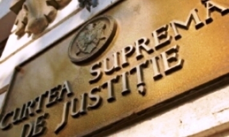 Un alt judecători, Eugenia Fistican, ex-director al Institutului Naţional al Justiţiei (INJ), s-a aflat în centrul unui scandal, cauzat de fiica sa