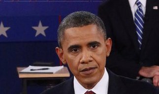 Barack Obama şi Mitt Romney s-au ironizat reciproc şi s-au autoironizat la un dineu (Imagine: Mediafax Foto/AFP)