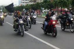 În cele mai multe cazuri, accidentele au loc atunci când motocicliştii rulează cu viteză excesivă