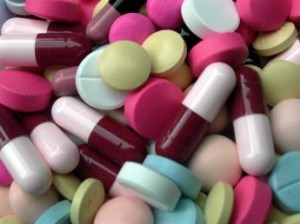  Riscul de accidente vasculare cerebrale şi atacuri de cord creşte în funcţie de doza de estrogen consumată.