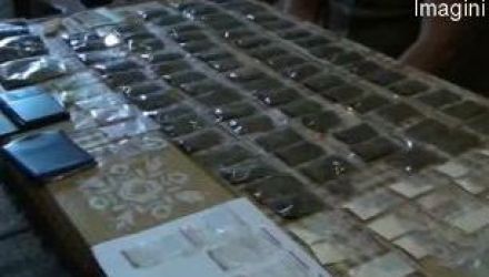 Dacă va fi găsit vinovat, bărbatul riscă de la 7 până la 15 ani de închisoare.