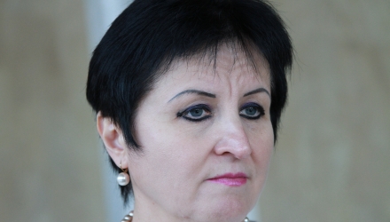 Ana Guţu susţine că liderul Partidului Liberal, Mihai Ghimpu, i-a promis funcţia de vicepreşedinte al PL atunci cînd a convins-o să intre în politică. 
