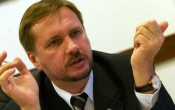 Nikulin, în vârstă de 38 de ani, a fost angajat al agenției de știri de stat Moldpres
