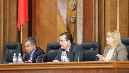 Proiectul privind numirea acestora în funcții a fost inclus pe ordinea de zi a Legislativului.
