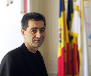 Sergiu Cociorvă este învestit în funcție pe un mandat de 5 ani.
