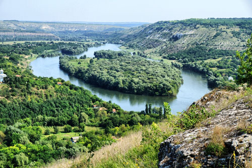 Majoritatea turiştilor - 62,5% sau 69,3 mii de persoane, care au beneficiat de serviciile structurilor de cazare turistică colectivă, sînt cetăţeni ai Republicii Moldova.