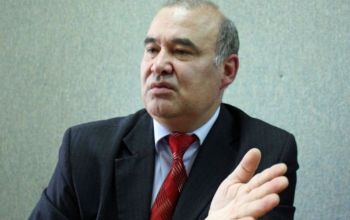Ciocan l-a rugat pe Stepaniuc să părăsească sală, cerând ajutorul poliţiei
