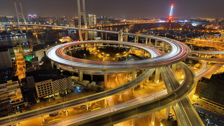 Piaţa imobiliară din China, a ajuns deja la stadiul de bulă speculativă, datoriile guvernelor locale au atins niveluri astronomice.