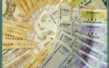 Leul moldovenesc s-a apreciat faţă de dolarul american şi s-a depreciat în raport cu euro