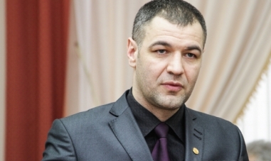 Fostul ministru al Tineretului şi Sportului Octavian Ţîcu, a fost citat, astăzi, la CNA. 