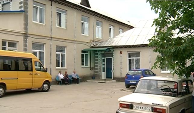 Дом престарелых в селе Суслены.