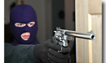 Один из предполагаемых преступников оказал сопротивление полиции.
