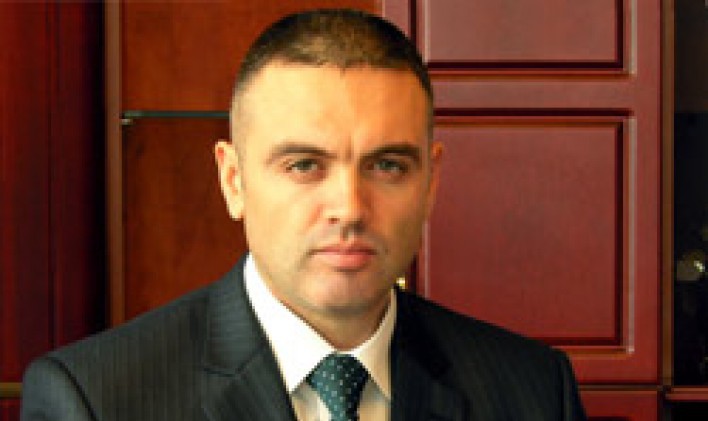 Directorul CCCEC însă, afirmă că orice ar fi, acesta rămâne pe poziția sa.
