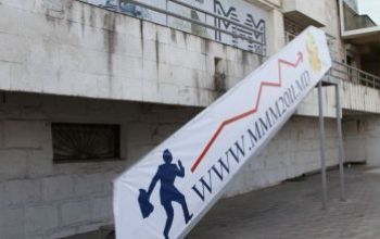 Băncile moldoveneşti au blocat conturile a sute de persoane fizice