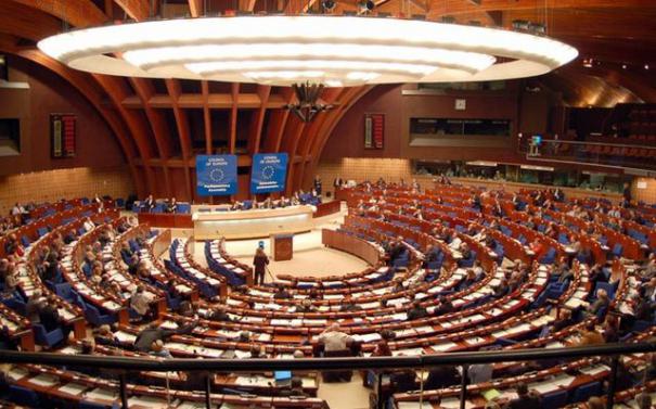 Premierul a menţionat că pentru a implementa Strategia de Reformare a Justiţiei