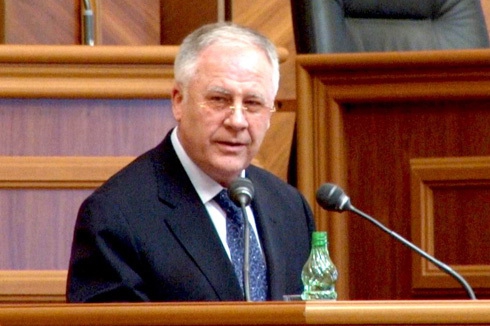 Румынский бизнесмен, пострадавший в результате мошеннической сделки, считает, что оправдание обвиняемых по одному из дел, которое имеет прямое отношение к "делу Магнитского", произошло под давлением Дмитрия Дьякова. Фото: moldnews.md