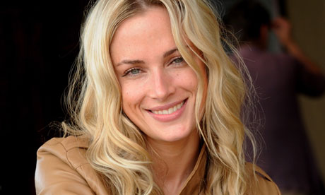 Cenuşa Reevei Steenkamp, modelul sud-african ucis de campionul paralimpic Oscar Pistorius, va fi aruncată în ocean.