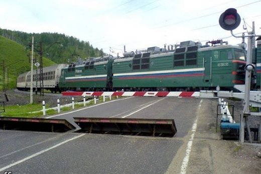 В Республике Молдова более 240 железнодорожных переездов, в том числе 38 охраняемых. Фото: forpost.tv