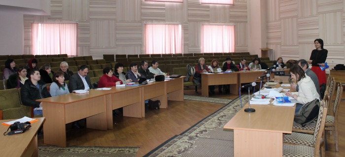 Местные органы власти уточняют списки электората по домашним адресам избирателей и ежегодно, 1 января и 1 марта, предоставляют эту информацию ЦИК. Фото: cec.md